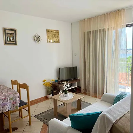 In - Insel Krk 13342 Omišalj